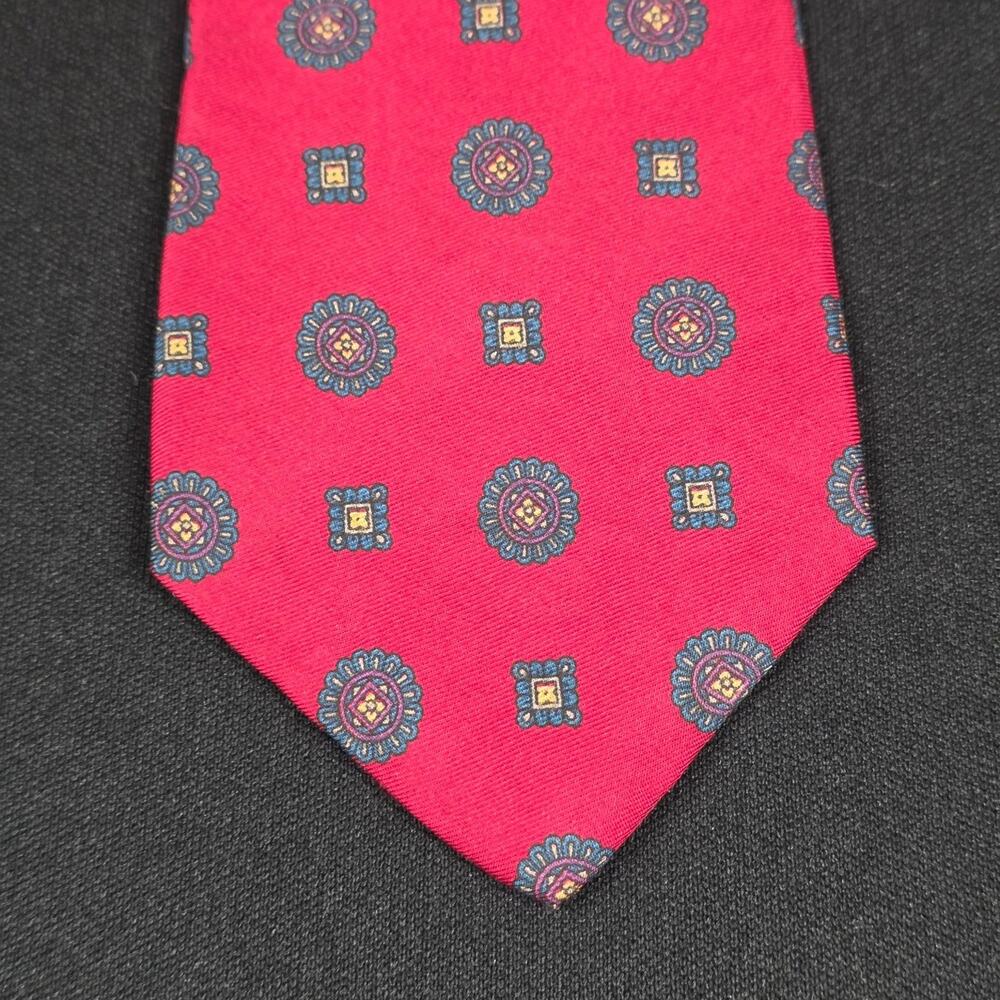 Lyons Men's Red Blue Patterned Medallion All Silk Tie